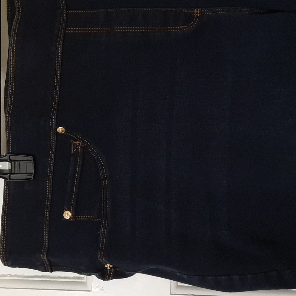 NWT SLIM FACTOR BY INVESTMENTS MIDNIGHT WASH ANKLE DENIM JEANS SZ 3X - Picture 3 of 15